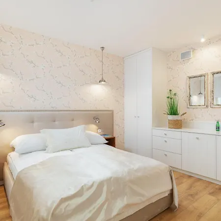 Deo Plaza By Rent Like - Old Town 4* Gdańsk