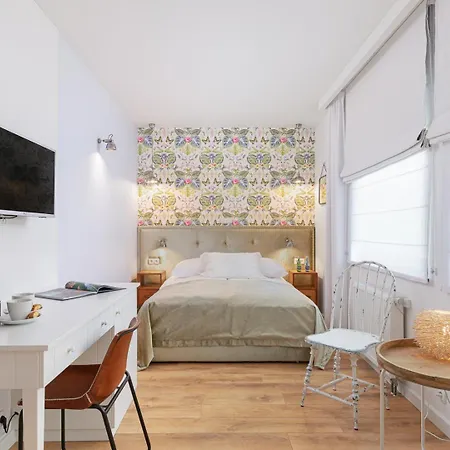 Aparthotel Deo Plaza By Rent Like - Old Town 4*