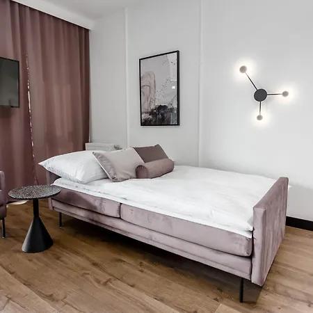 Deo Plaza By Rent Like - Old Town Aparthotel