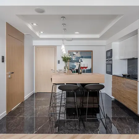 Aparthotel Deo Plaza By Rent Like - Old Town Danzig