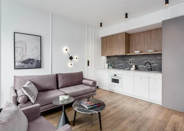 Deo Plaza By Rent Like - Old Town 4*